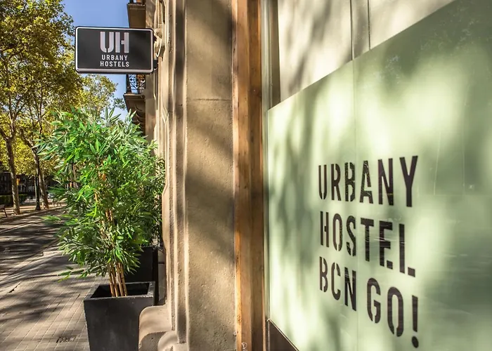 Urbany Bcn Go! 旅馆