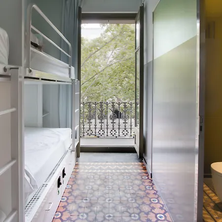 Urbany Bcn Go! Albergue *