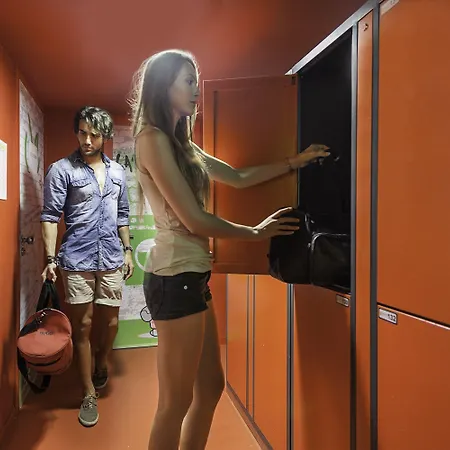 Urbany Bcn Go! Albergue Barcelona
