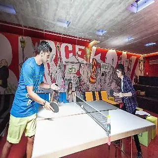 ホステル ウルバニー Bcn ゴー！