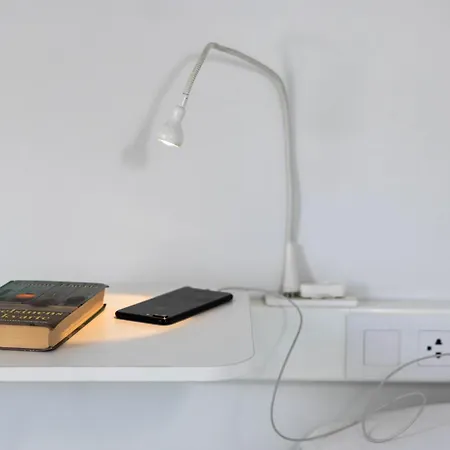 Hostel Urbany Bcn Go! *
