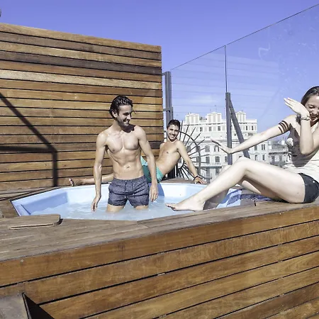 Urbany Bcn Go! Hostal