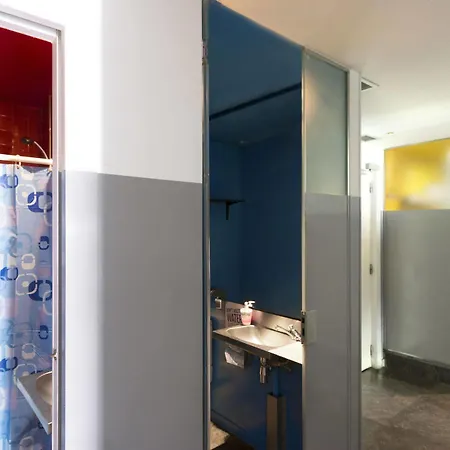 Urbany Bcn Go! Hostel