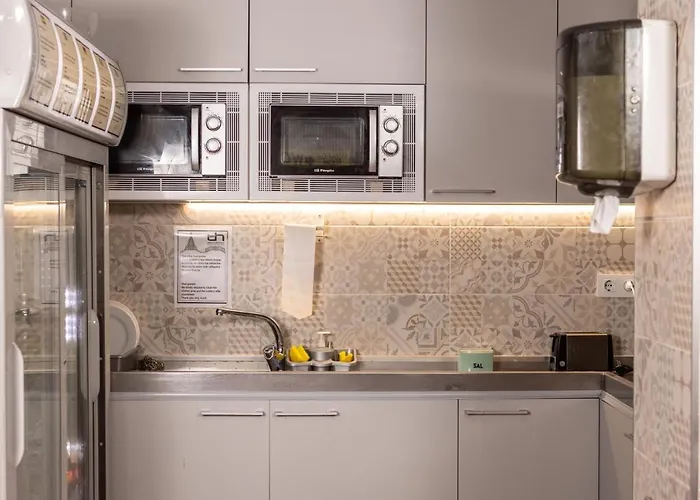 Hostel Urbany Bcn Go!