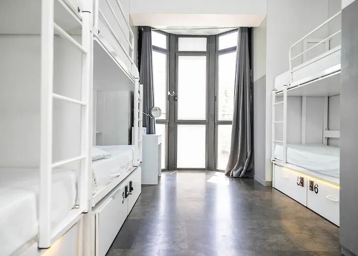 Urbany Bcn Go! Hostel