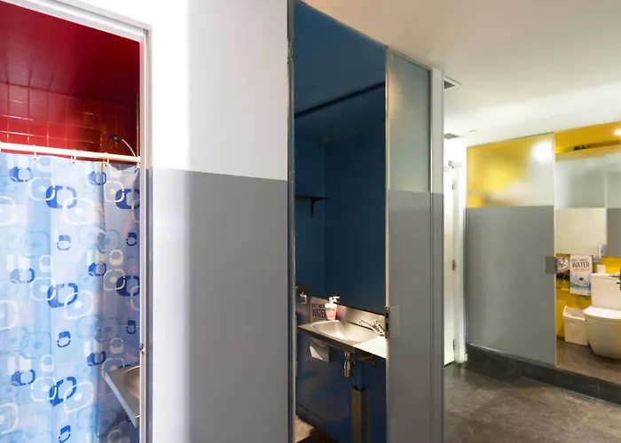 Hostel Urbany Bcn Go!